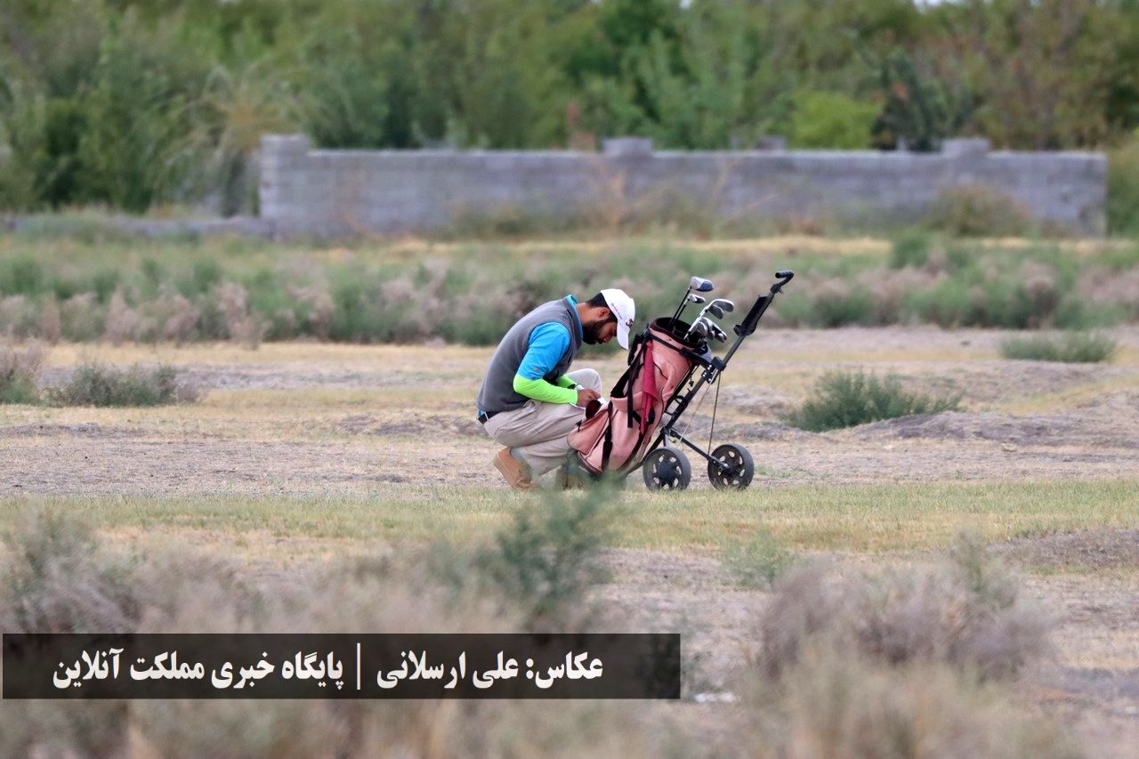 روز نخست جایزه بزرگ گلف