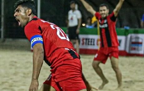 قهرمانی تیم فولاد هرمزگان در لیگ برتر فوتسال ساحلی