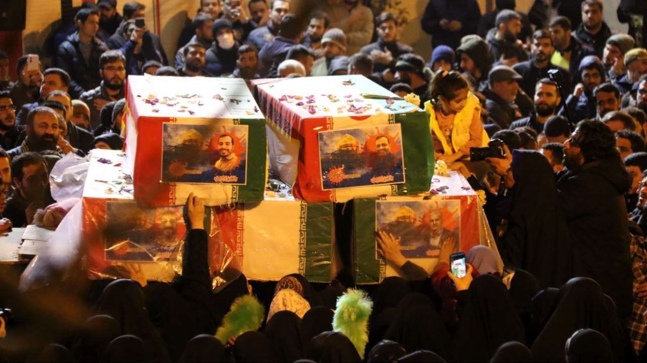 وداع با پیکرهای مطهر ۵ شهید حمله تروریستی اسرائیل