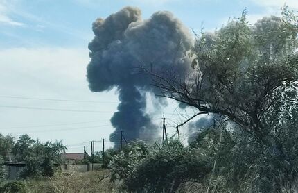 انفجار مهمات و آتش سوزی یک هواپیمای نظامی روسیه در کریمه