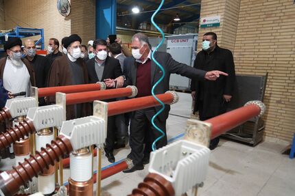 رئیس جمهور: کارخانه الکترو کویر نمادی از خنثی سازی تحریم ها است