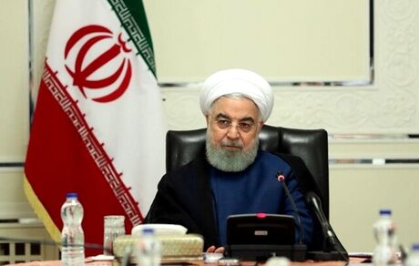 
روحانی: صنعت برق در کشور به خودکفایی ۹۰ درصدی رسیده است
