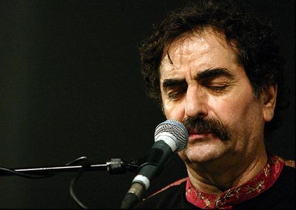شهرام ناظری «وطن، مادر من» را منتشر می‌کند