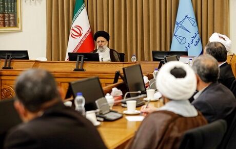 قوه قضائیه ضامن قراردادهای بانک‌ها با سود بیش از نرخ مصوب بانک مرکزی نمی‌شود