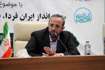 تحقق گام دوم انقلاب بدون جوان‌گرایی امکان‌پذیر نیست