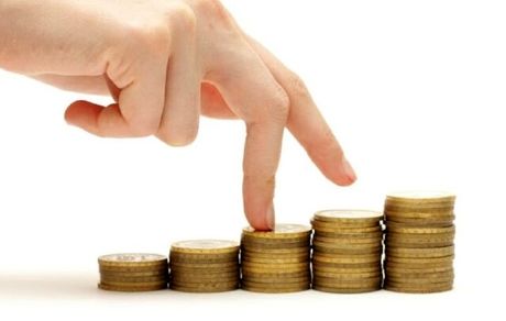 مجلس به دنبال تصویب فوری حقوق کارمندان و بازنشستگان