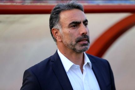 سرمربی آبی‌ها نیامده دچار مشکل شد
