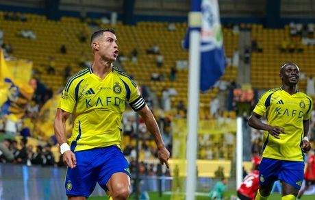 النصر با رونالدو متوقف شد