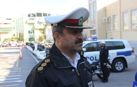 توقیف یک دستگاه خودروی تویوتا با رانندگی نوجوان ۱۱ ساله بدون گواهینامه 