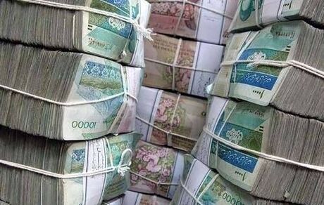 نقدینگی از ۴۰۶۷ هزار میلیارد عبور کرد