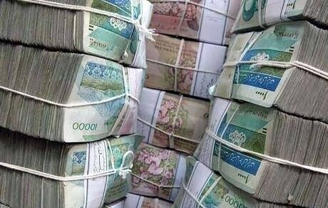 نقدینگی از ۴۰۶۷ هزار میلیارد عبور کرد