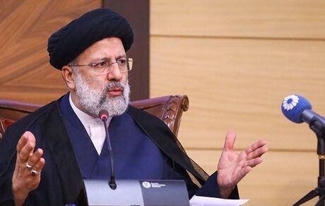 رئیسی: اجازه ندهیم جریان تجارت با حضور افراد غیرتاجر و سوداگر آسیب ببیند