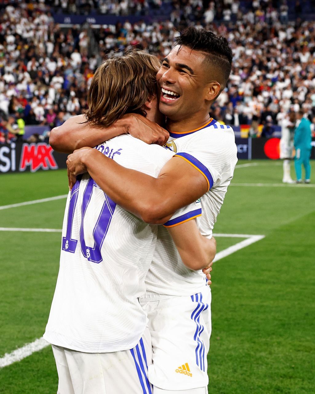 تصاویر اهدای جام قهرمانی لیگ قهرمانان اروپا ۱۲-۲۰۱۱