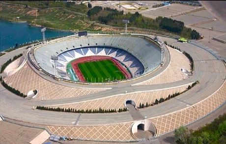 با دستور وزیر ورزش، بازی‌های استقلال و پرسپولیس در ورزشگاه آزادی برگزار خواهدشد