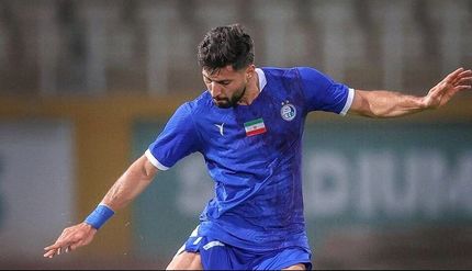 مدافع استقلال همچنان به دور از میادین