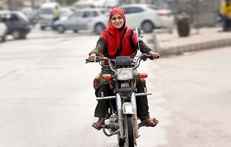 معاون پلیس راهور: صدور گواهینامه موتور سیکلت برای بانوان ممنوع است