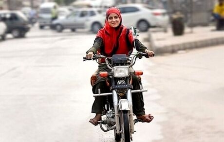 معاون پلیس راهور: صدور گواهینامه موتور سیکلت برای بانوان ممنوع است