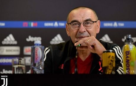 ساری: خیلی برایم مهم نیست چه کسی توپ طلا را می‌برد/ افت رونالدو قابل انتظار بود