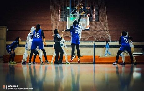 صعود گروه بهمن و استقلال به نیمه نهایی لیگ بسکتبال زنان
