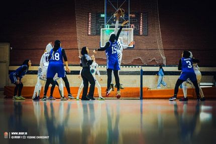 صعود گروه بهمن و استقلال به نیمه نهایی لیگ بسکتبال زنان