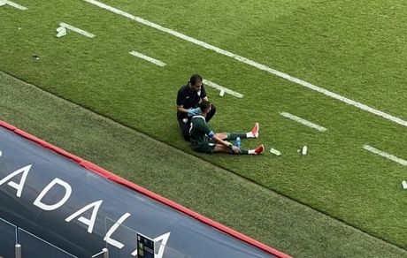 شوک به فوتبال عربستان، کاپیتان عربستان به شدت مصدوم شد