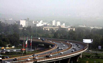 تداوم آلودگی هوا مدارس ابتدایی و استثنایی مشهد را تعطیل کرد