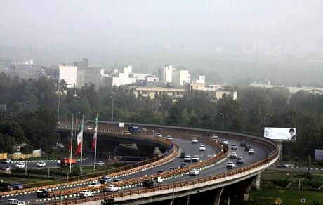 تداوم آلودگی هوا مدارس ابتدایی و استثنایی مشهد را تعطیل کرد