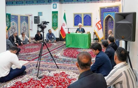 اسلام، کامل‌ترین آیین الهی و مسیر رستگاری بشریت/ برگزاری جلسه در محضر قرآن در بانک مسکن

