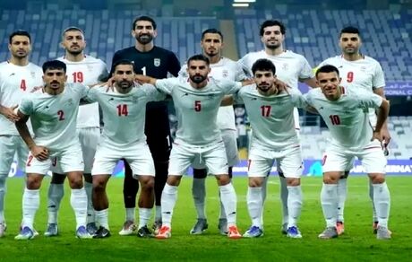 طراحی پیراهن تیم ملی فوتبال با طرحی نوستالژیک برای جام جهانی۲۰۲۶ 