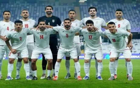 طراحی پیراهن تیم ملی فوتبال با طرحی نوستالژیک برای جام جهانی۲۰۲۶ 