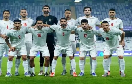 طراحی پیراهن تیم ملی فوتبال با طرحی نوستالژیک برای جام جهانی۲۰۲۶ 