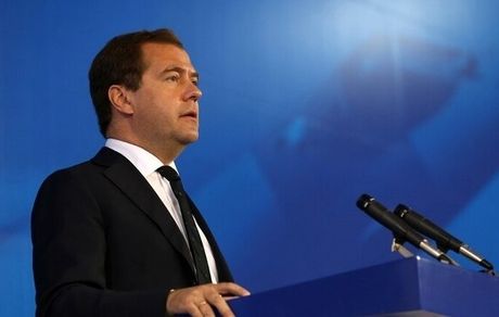 مدودف: طبق شرایط خودمان با اوکراین صلح می‌کنیم نه شروط غرب/الحاق کریمه "درست ترین" کار بود