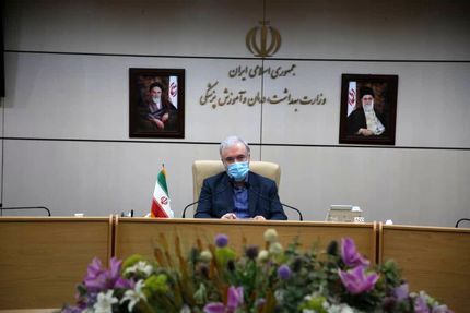 نمکی: تست‌های تشخیص سریع کرونا تا هفته آینده به دست ما می‌رسد