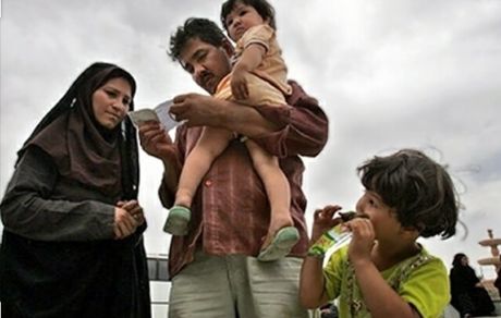 ۹۵ درصد مهاجرین مقیم در خاک ایران، افغانستانی اند/تولد ۷۰ درصد زنان‌ مهاجر در ایران