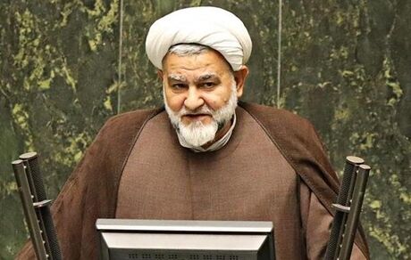 نماینده مجلس، سفر رئیس‌جمهور با ۵۰۰ محافظ به پرند را تکذیب کرد