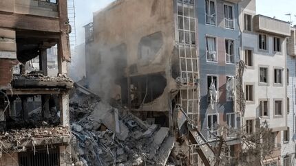 صدور مجوز فروش یا تهاتر ساختمان‌های دولتی آسیب دیده از جنگ