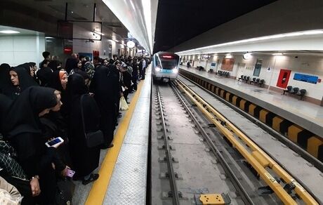 خدمات‌رسانی متروی تهران به تماشاگران شهرآورد پایتخت