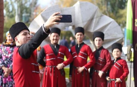 آغاز ششمین جشنواره سراسری تئاتر خیابانی «تبریزیم»