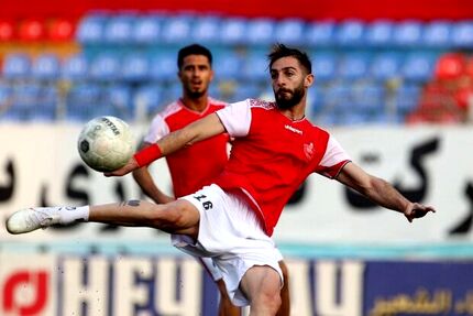 تمدید قرارداد مهاجم پرسپولیس با افزایش مبلغ قرارداد فصل جاری