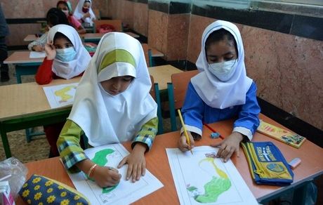 مسمومیت دانش آموزان دختر به کرمانشاه رسید