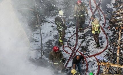جان باختن ۴ تن در حادثه آتش سوزی کارگاه مبل سازی