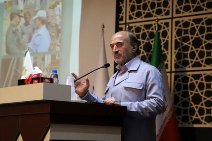 رئیس سازمان مدیریت بحران کشور: وضعیت انبارهای امدادی مطلوب نیست / همه سازمان‌ها در کنار هلال احمر باشند