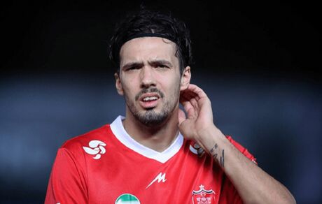 هافبک مونته نگرویی پرسپولیس در آستانه جدایی