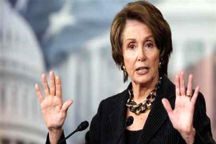 نانسی پلوسی خطاب به قانون‌گذاران آمریکایی: دعا کنید