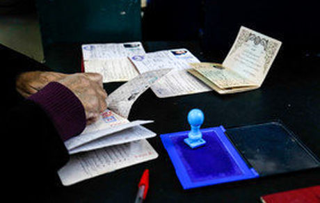 
ابوترابی: برگزاری انتخابات الکترونیکی دقت و سرعت فرآیند انتخابات را افزایش می‌دهد
