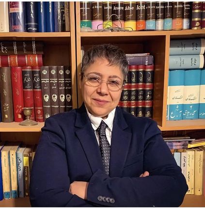 عکسی جدید از مازیار لرستانی با کت، شلوار و کراوات