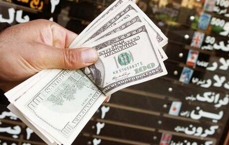 دلار سدشکنی کرد/ یورو در آستانه ۱۳ هزار تومان