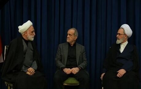سومین جلسه شورای موقت رهبری برگزار شد