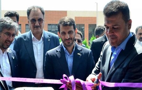 معاون رئیس جمهور، فاز اول مجتمع توسعه فناوری فولاد مبارکه را افتتاح کرد