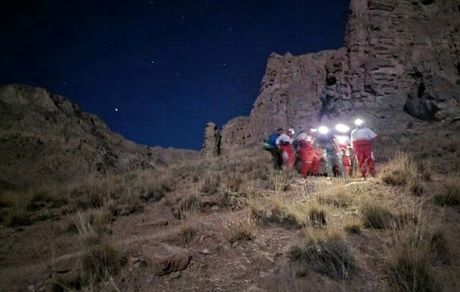 جسد کوهنورد سقوط کرده در ارتفاعات کوهدشت پیدا شد